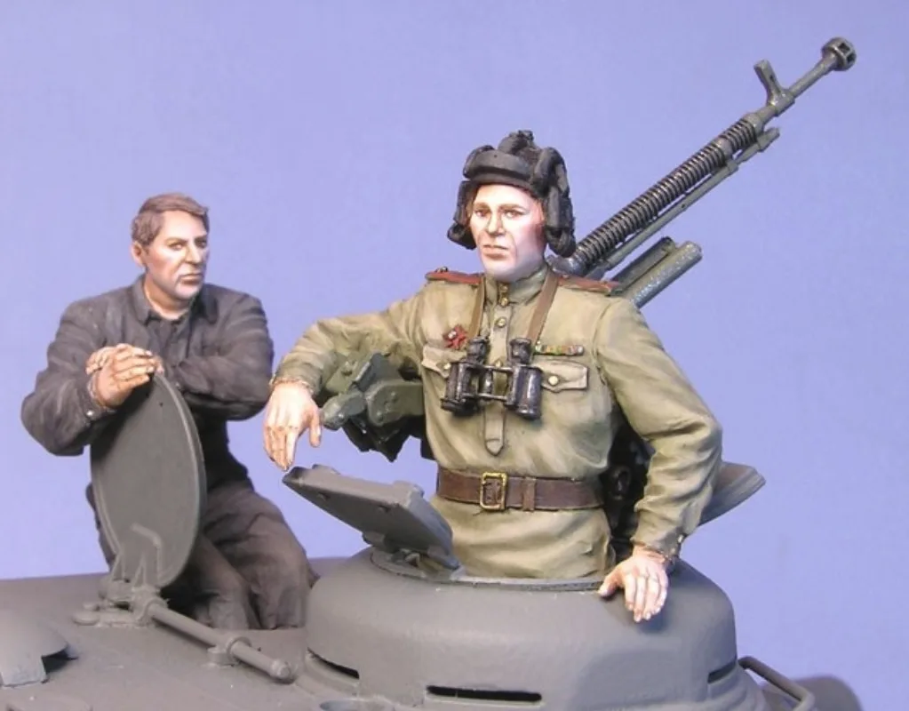 Model Kit Ikaruga - 1/35 レジンフィギュアモデル構築キット歴史的軍事ミニチュアロシア戦車乗組員と機関銃未組立未塗装 960A