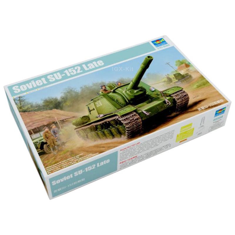 Model Kit Destroyer - トランペッター 05568 1:35 ソビエト SU-152 後期戦車駆逐艦軍事模型プラスチック組立モデル構築キット